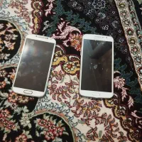 تعدادی گوشی