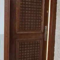 نصب انواع درب و چهار چوب چوبی|خدمات پیشه و مهارت|یزد, |دیوار