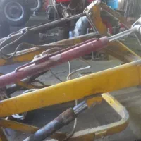 بیل‌لودری‌چهارجک‌تراکتر