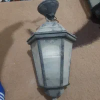 دوعدد چراغ حیاطی و باغی سالم