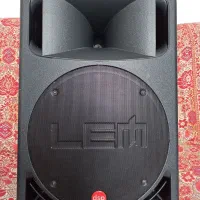 یک جفت باند اکتیو در حد نو ایتالیا