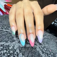 کاشت ناخن ویژه تابستون