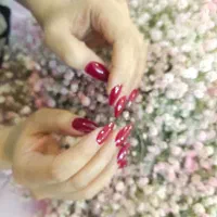 کاشت ناخن با تخفیف ۵۰درصدی