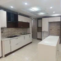 آپارتمان-دو-خواب-در-زنبق