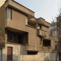 ۳۰۰ متر کلنگی جنوبی