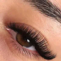 مژه کار حرفه ای