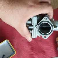 کاربراتور ۲۰۰ سالم .|قطعات یدکی و لوازم جانبی|رشت, سعدی (تختی)|دیوار