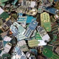 برد موبایل و کامپیوتر