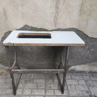 میز چرخ خیاطی کار کرده