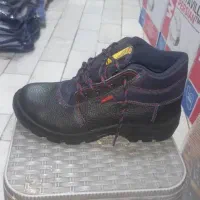 لباس کار|لباس|آستانه اشرفیه, |دیوار