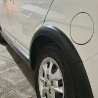 کوئیک ۹۸ سفید در حد ۱۴۰۲|خودرو سواری و وانت|رشت, پستک|دیوار