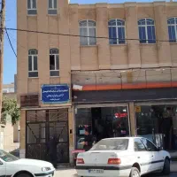 واحد 110متری خیابان آزادگان