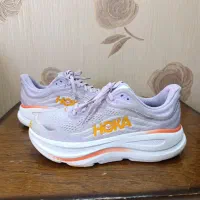 کتونی اورجینال برند HOKA سایز 39
