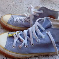 کفش کتونی|کیف، کفش، کمربند|سبزوار, شرق کال جنوبی (شمس آبادی)|دیوار