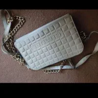 کیف مجلسی وغیره|کیف، کفش، کمربند|تربت جام, مطهری|دیوار