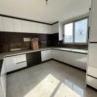 180مترویلایی-دربست-با70مترحیاط-بازسازی-شده