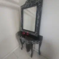 میز و آینه