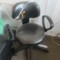 صندلی چرخدار اداری