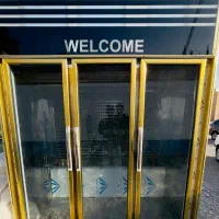 فروش فوری تعدادی یخچال ایستاده // مکعبی // قصابی