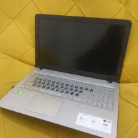 لپ تاپ ایسوس i7 نسل ۸ با کارتن