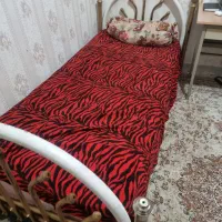 تخت خواب فلزی یک نفره/ همراه تشک طبی