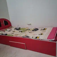 تخت خواب و تشک بچه