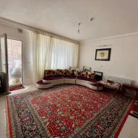 با هشتصد تومان صاحبخانه شو