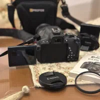 دوربین canon700D|دوربین عکاسی و فیلم‌برداری|تهران, شهرک چیتگر|دیوار