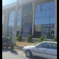 اجاره مغازه در جلفا ، مشاهیر