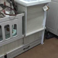 تخت کودک و نوجوان.