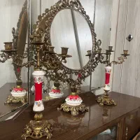 اینه و شمعدان قدیمی