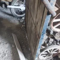 دو عدد گاری چهار چرخ