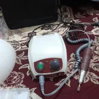 دستگاه کاشت ناخن|آرایشگاه و سالن‌های زیبایی|بهارستان, |دیوار