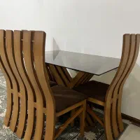 میز غذاخوری چهار نفره