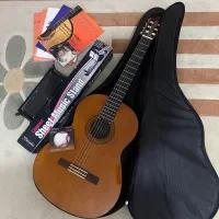 گیتار یاماها c40