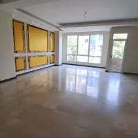 180متر-3خواب-مشاعات-و-لابی-نورگیر-مستقیم