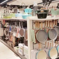 استخدام فروشنده خانم تمام وقت