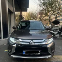 میتسوبیشی اوت لندر