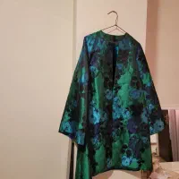 مانتوژاگاردبارونی بلوزبافت شال شلوارپافربلوزپاییزه
