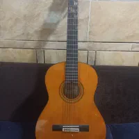 گیتار دست دوم Ariana