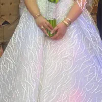 لباس عروس مزون دوخت شده پارچه سفارشی|لباس|رشت, جانبازان|دیوار