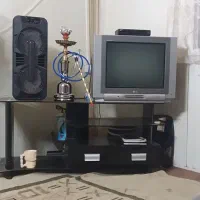 یک عدد تلویزیون و دیجیتال بسیار تمیز|میز تلویزیون|محمودآباد, |دیوار