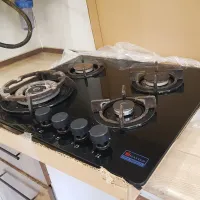 اجاق گاز 4 شعله صفحه ای توکار اورجینال masterhome