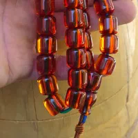 تسبیح سندلوس قدیمی|کلکسیون اشیاء عتیقه|همدان, |دیوار