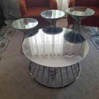 میز و گل میز و ساعت