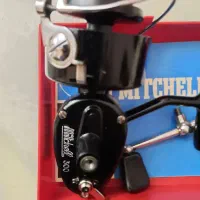 چوب وچرخهای ماهیگیری