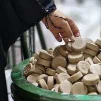 کاروان ۱۲ آبان