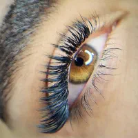 اکستنشن مژه فقط و فقط ۲۵۰هزار تومان تا یلدا