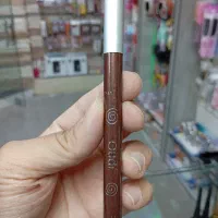 مداد لب و ابرو