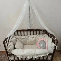 تخت نوزاد کنار مادر ننو دار